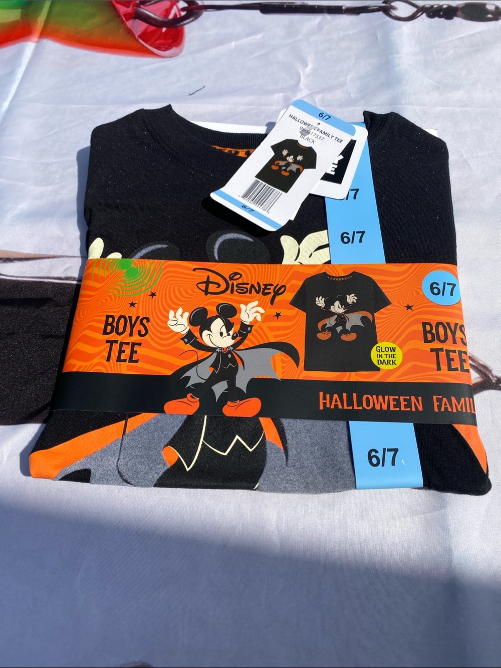 Disney Mickey Mouse Halloween Vampire Tee Boys Size 6/7 Glow In The Dark
